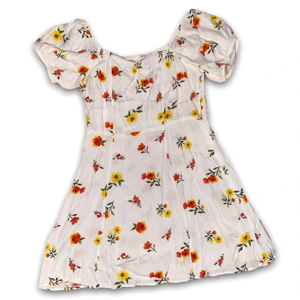 🆕 FOREVER 21 White Floral Off Shoulder Dress Size Medium - Picture 2 of 8